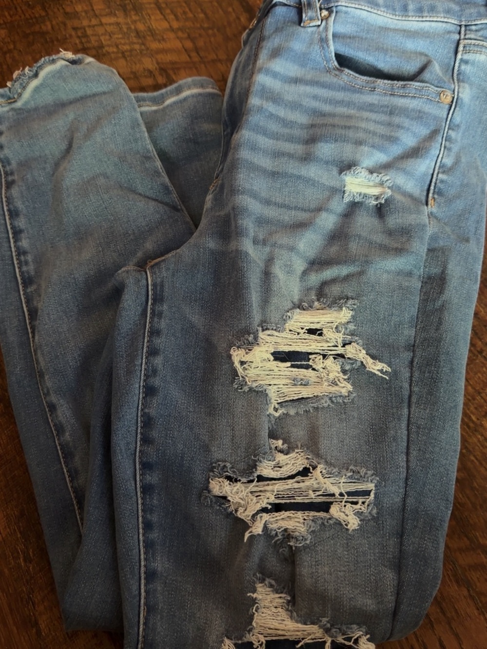 American Eagle Outfitters Light Blue Distressed Jeggings